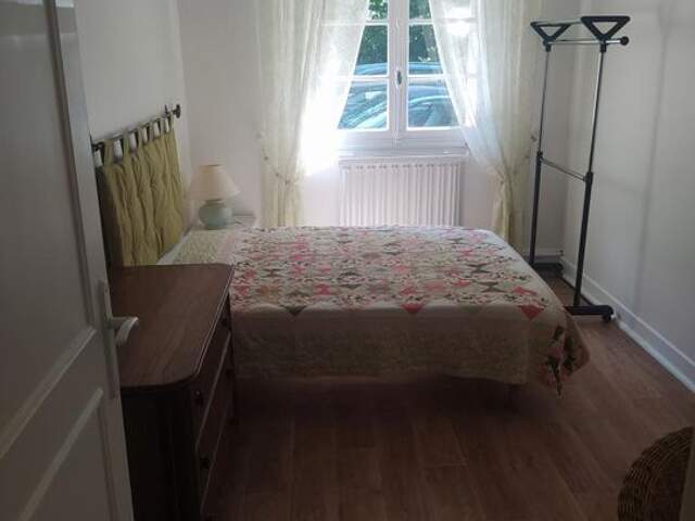 Chambre de 11m2 à louer sur Bourg-la-Reine — photo du bien