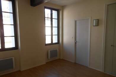 Appartement 1 pièces 590 €