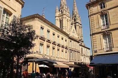 Appartement 3 pièces 980 €