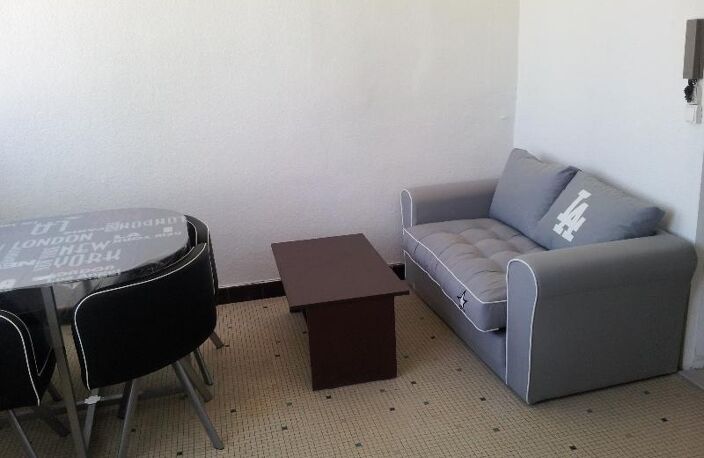 T2 — photo 3