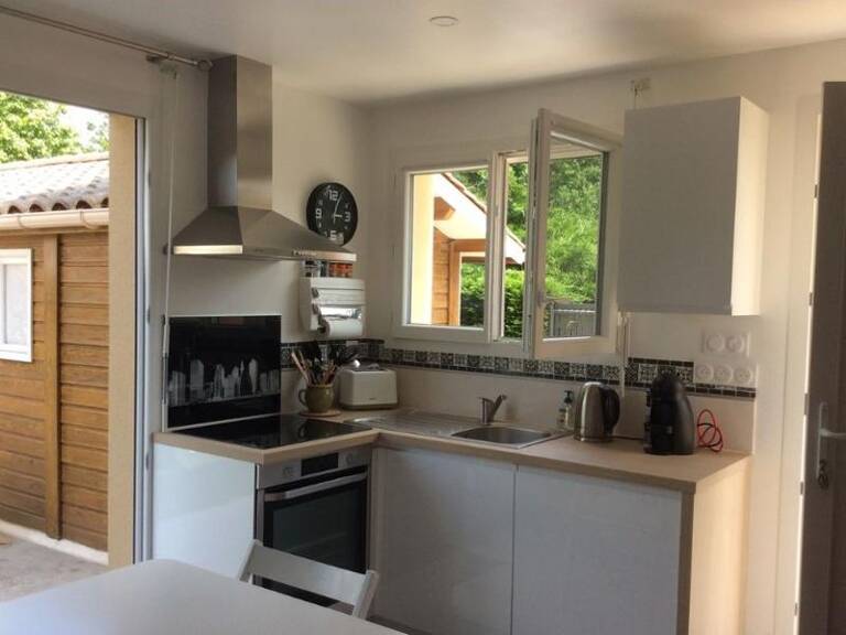 T2 — photo 1
