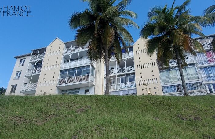 Appartement au 1er étage - 3 pièces avec terrasse et vue mer — photo 2