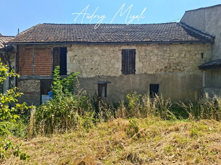 Grange en pierre à rénover entièrement, au coeur d'Astaffort, plus de 200m² — photo 1