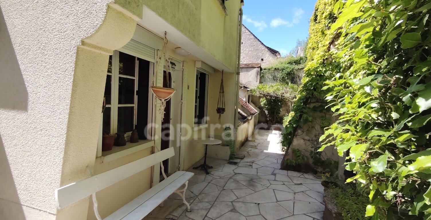 Maison à vendre 7 pièces CRAVANT (89) — photo 1