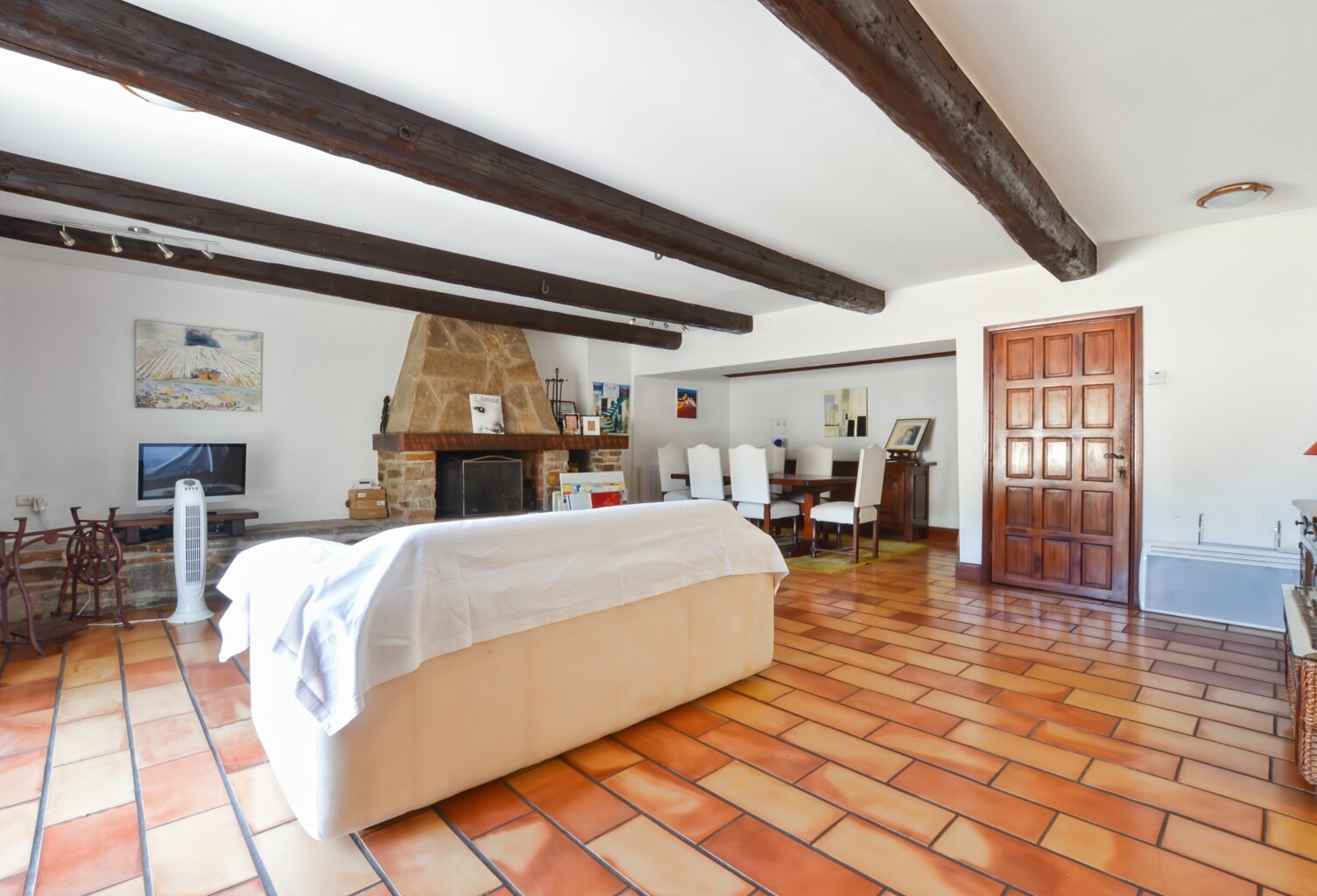 Maison de caractère 186 m² – 5 chambres dont 4 suites – Terrasse 47 m² – Causses-et-Veyran — photo 1