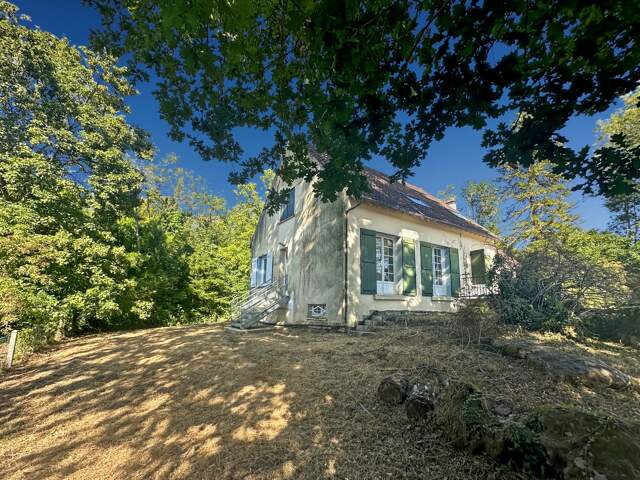 SOUPPES SUR LOING centre ville - Maison P5 de 122 m² - Terrain de 988 m² — photo du bien