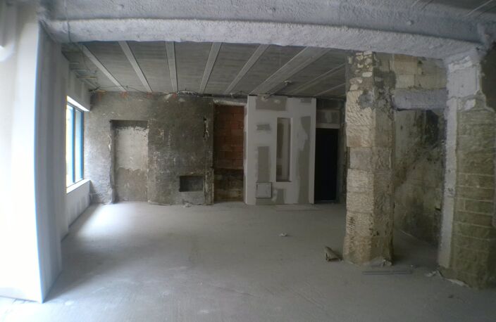 ⚜ COGNAC A Louer Local Commercial Centre Ville Rue Piétonne ⚜ — photo 3