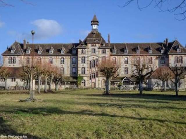 Propriete à vendre 100 pièces proche de TOURS (37) — photo du bien