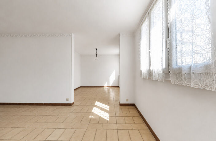 AIX-EN-PROVENCE – PIGONNET – Grand Appartement de 97 m² – 3 chambres — photo 3