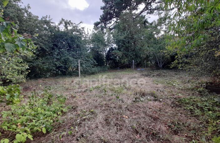 Terrain à vendre de 876,00 m² dont 181 m2 de chemin d'accès à PLOGONNEC (29180)-Le Croëzou — photo 2