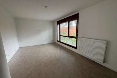 Appartement 3 pièces 888 €