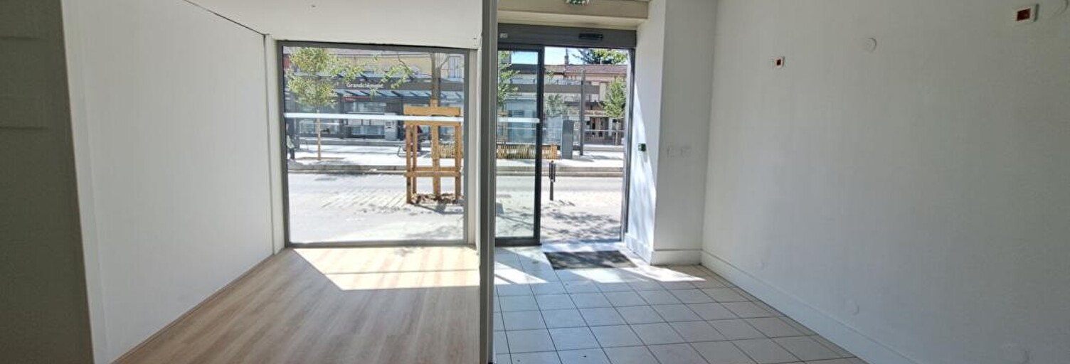 Local industriel  213 m² à vendre à Villeurbanne (69100)