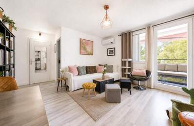 83600 - FREJUS - CENTRE-VILLE - 3 PIÈCES - 2 CHAMBRES - 58.0 M² - APPARTEMENT AVEC BALCON VUE DEGAGEE — photo du bien