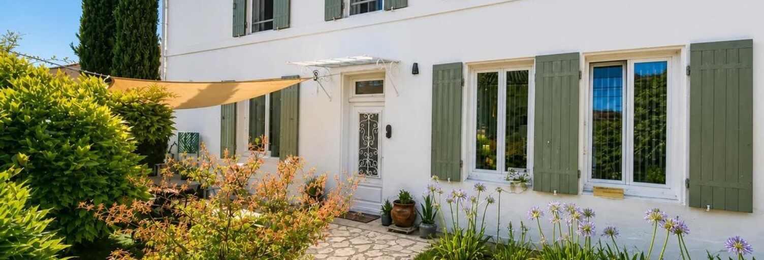Maison 6 Pièces 159 m² à vendre à Saint-Jean-d'Angély (17400)