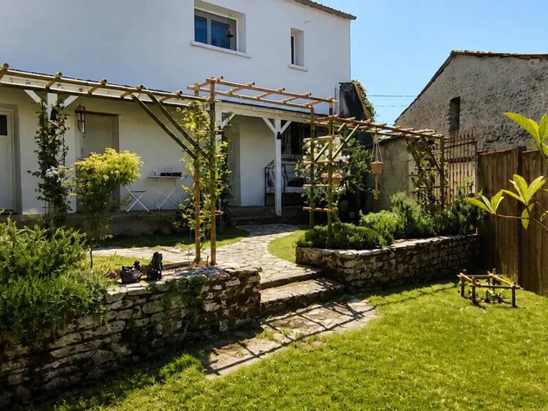 Maison charentaise aux portes de Saint-Jean-d'Angély - 159 m² — photo 1