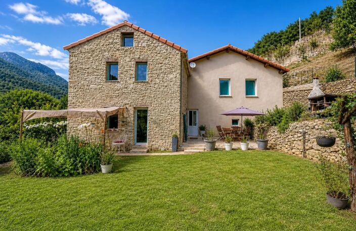 Maison de 5 pièces de 130 m² plus dépendances à Py (66360) — photo 4