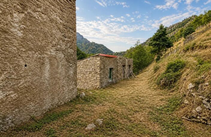 Maison de 5 pièces de 130 m² plus dépendances à Py (66360) — photo 5