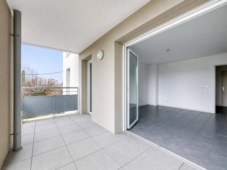 Appartement moderne 3 pièces avec garage — photo 1