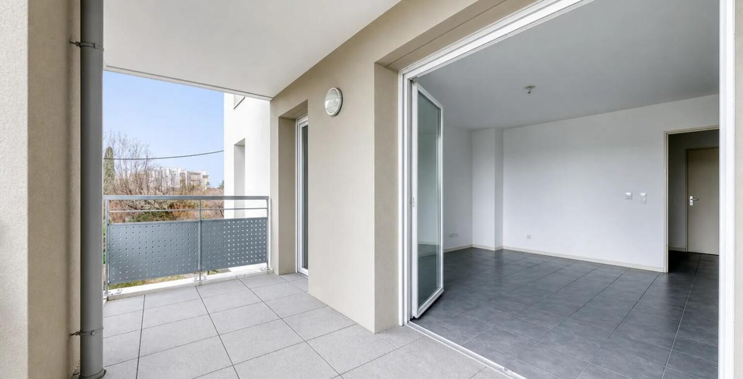 Appartement moderne 3 pièces avec garage — photo 1