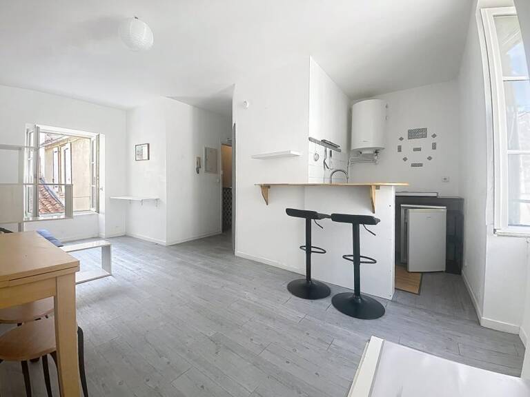 Appartement À Vendre — photo 1