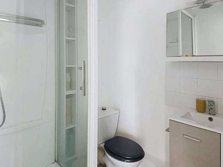Appartement À Vendre — photo 1