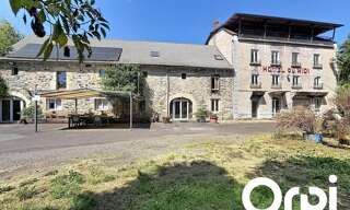 Divers 9 Pièces 570 m² à vendre à Joursac (15170)