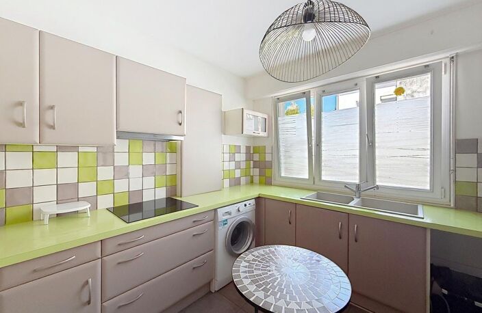 Appartement À Vendre avec jardin — photo 3