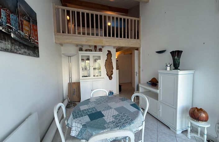 Pointe de Vallieres, Appartement en duplex, lumineux, 400m de la grande conche — photo 2