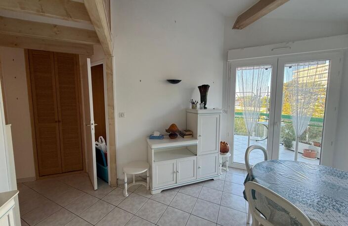 Pointe de Vallieres, Appartement en duplex, lumineux, 400m de la grande conche — photo 4