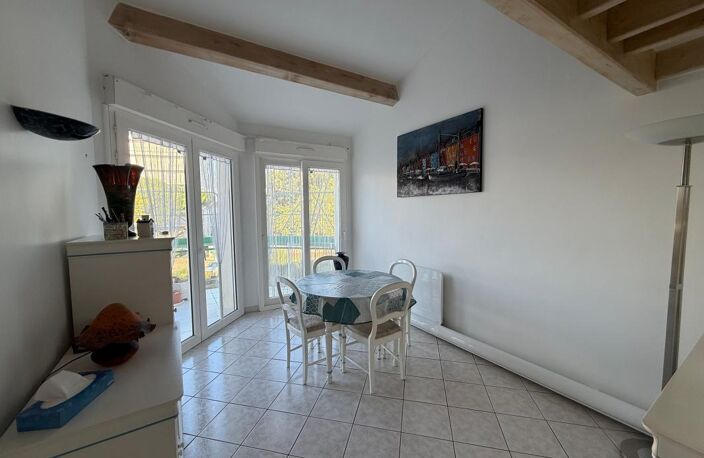 Pointe de Vallieres, Appartement en duplex, lumineux, 400m de la grande conche — photo 5