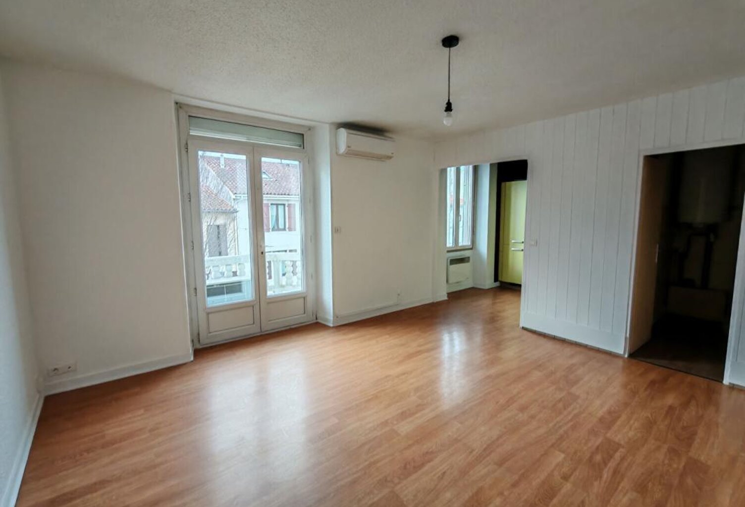 Appartement  2 pièce(s) 42 m2 CENTRE VILLE PROCHE GARE — photo 1