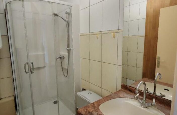Appartement  2 pièce(s) 42 m2 CENTRE VILLE PROCHE GARE — photo 4