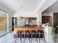 Maison de ville avec garage + jardin Libourne-centre — photo 2