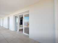 Sète - Face au Bassin de Thau : T4 traversant avec 62 m² de terrasse — photo 4