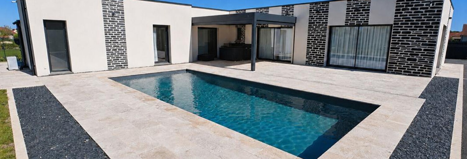Maison 7 Pièces 222 m² à vendre à Châteauroux (36000)