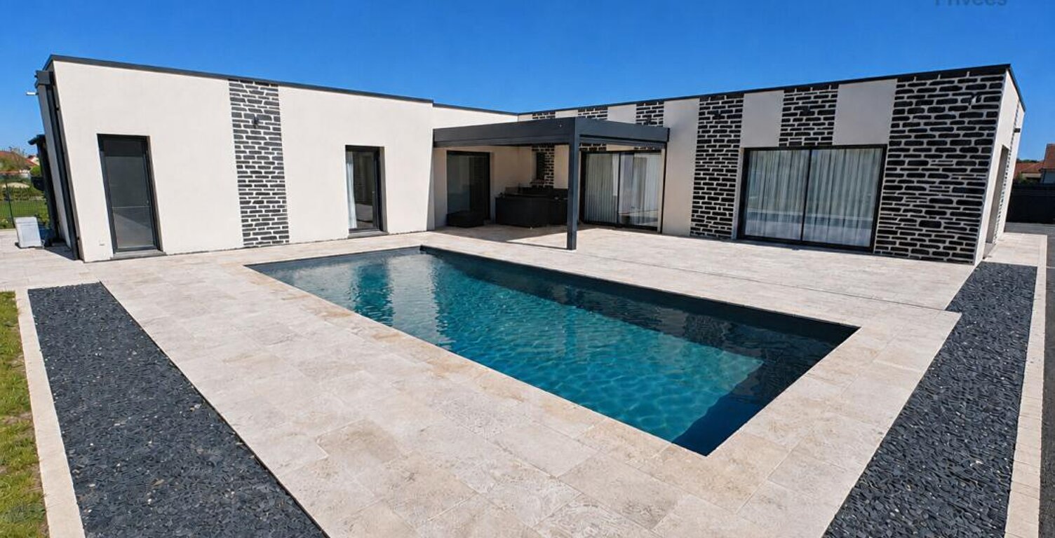 CHÂTEAUROUX, LA MARGOTIÈRE, Maison contemporaine de plain-pied, 5 chambres, bureau, piscine, DPE A — photo 1