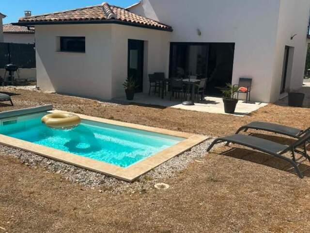 Maison Rocbaron 4 pièce(s) 103 m2 — photo du bien