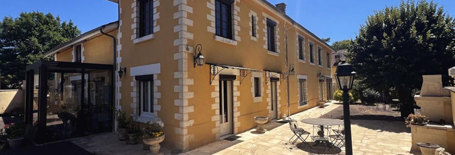 Maison 13 Pièces 400 m² à vendre à Saint-Pierre-de-Côle (24800)