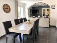 29520 Saint Goazec maison avec vie de plain pied salon séjour cuisine 44 m² 4 chambres 2 salles d'eau sous sol complet — photo 4
