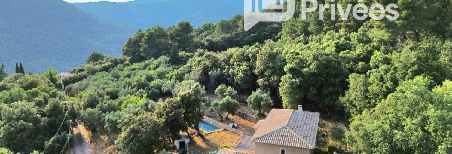 Maison 6 Pièces 165 m² à vendre à Claviers (83830)