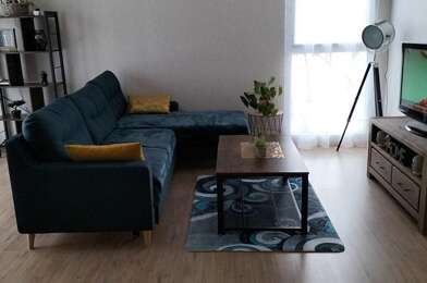 Appartement 4 pièces 927 €