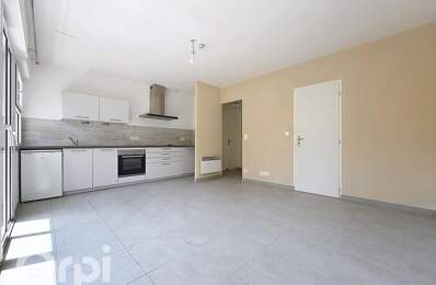 Appartement À Vendre — photo du bien