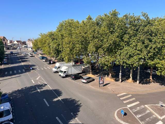 Appartement À Vendre — photo du bien