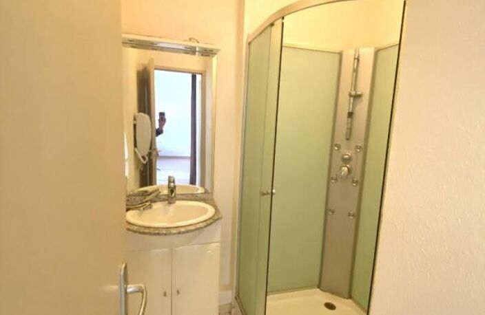 LOCATION d'un appartement T2 (29 m²) à MAZAMET — photo 4