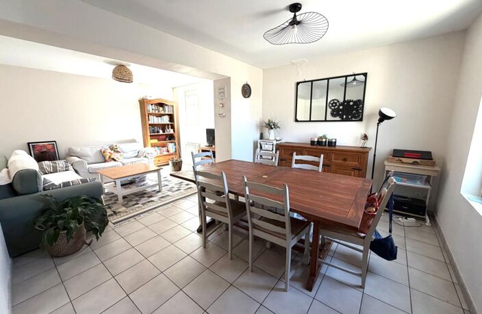 À VENDRE – Appartement T4 Duplex de 110 m² avec garage de 50 m² – Centre-ville de Lavaur — photo 2