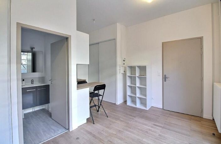 Location appartement 1 pièce 21 m² à Tours (37000) — photo 4