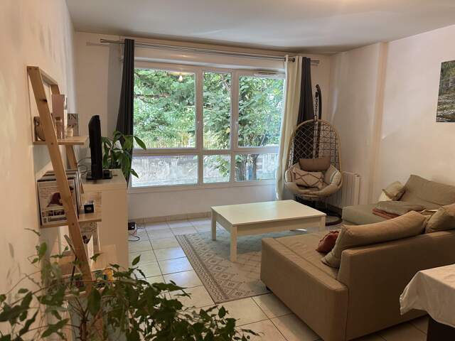 Rare sur VERNON ! Appartement meublé de qualité dans une résidence récente, en centre-ville et à 2 pas des quais de Seine. — photo du bien