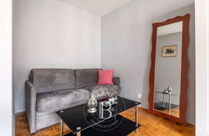 Lyon 2 - Jacobins - Studio au 6ème étage de 32 m² — photo 4