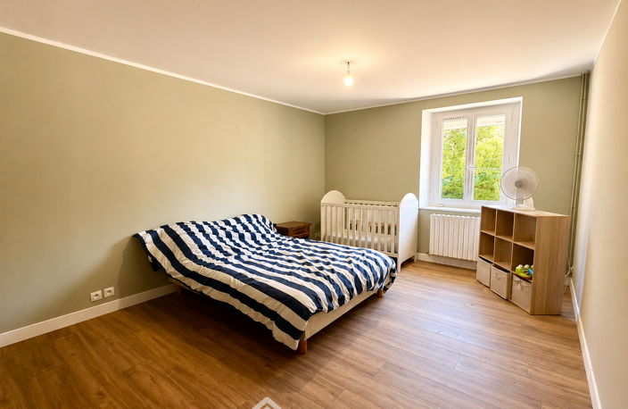 Maison - 98m² - Longué-Jumelles — photo 5
