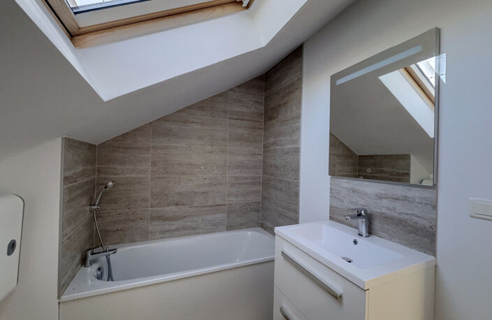 REIMS   SECTEUR SAINT-THOMAS   STUDIO 18 M2 — photo 4